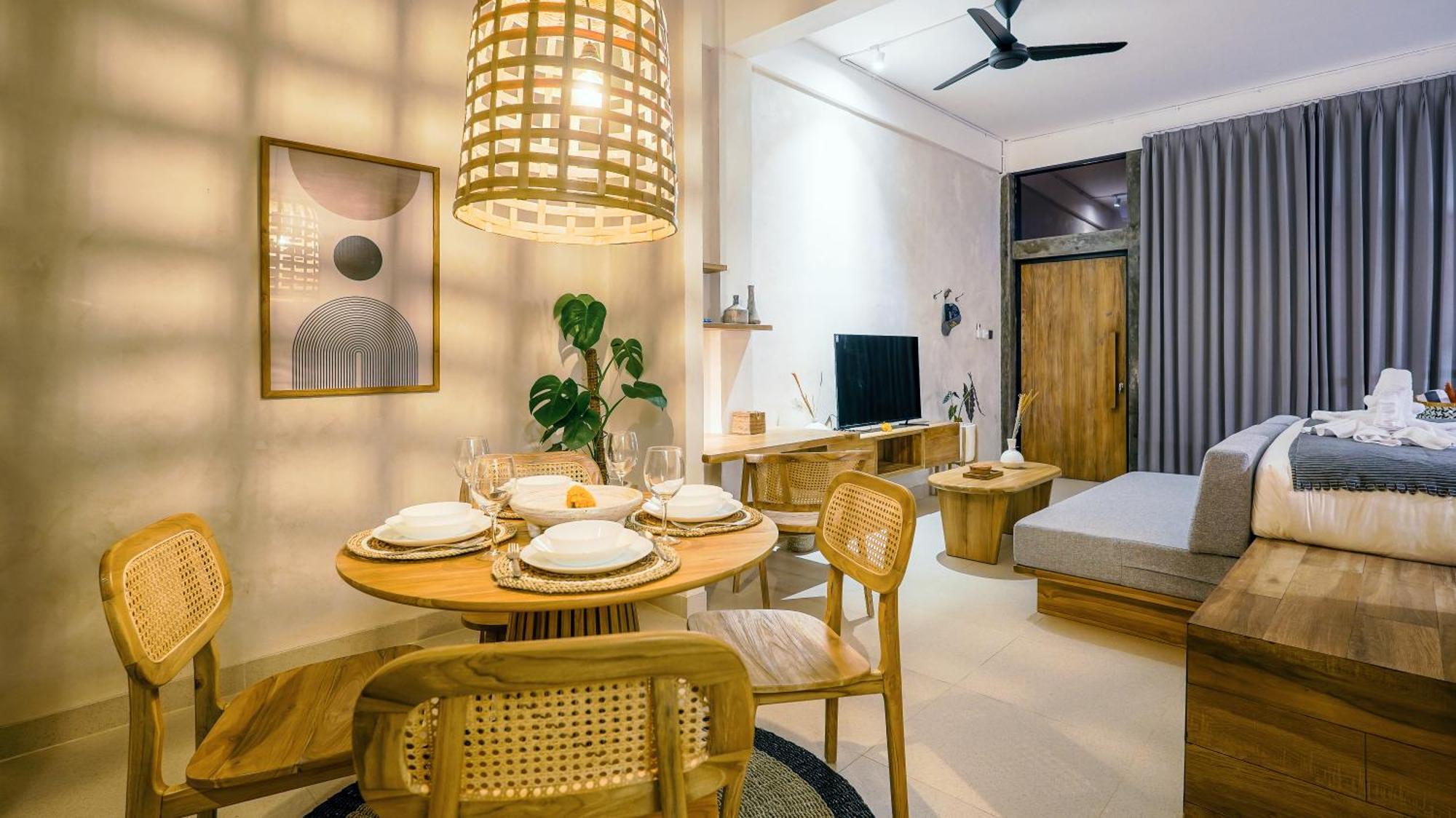 Alaya Homes D - Chic Japandi Loft In Apartemen *