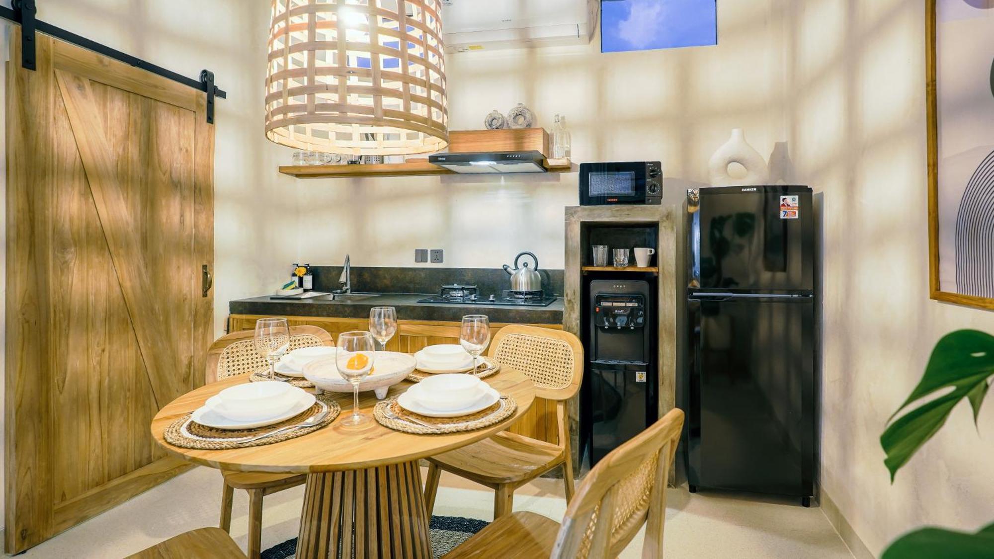 Alaya Homes D - Chic Japandi Loft In Apartemen Seminyak (Bali)